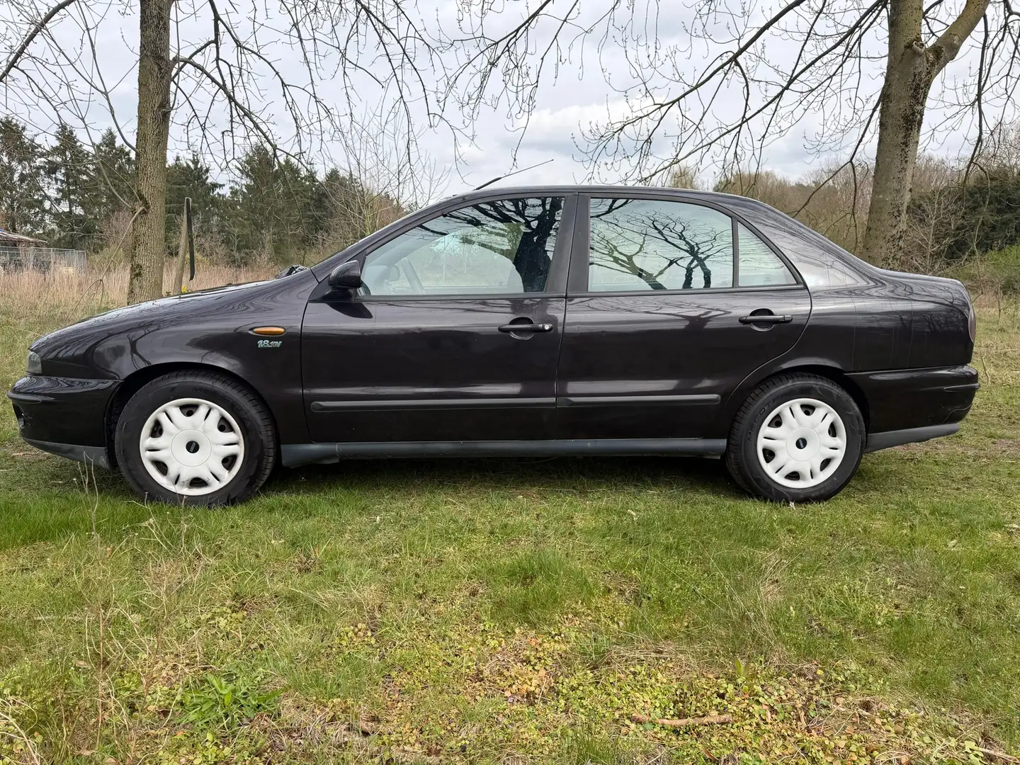 Fiat Marea 1.8-16V ELX APK 07-03-2027 Negro - 2