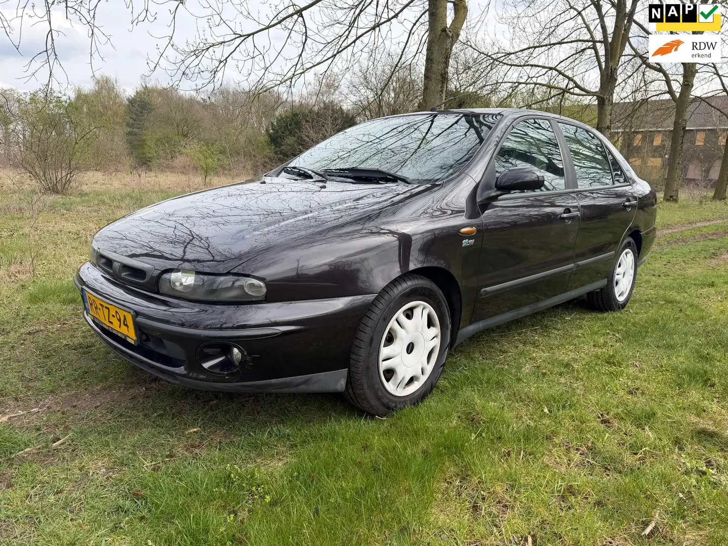Fiat Marea 1.8-16V ELX APK 07-03-2027 Negro - 1