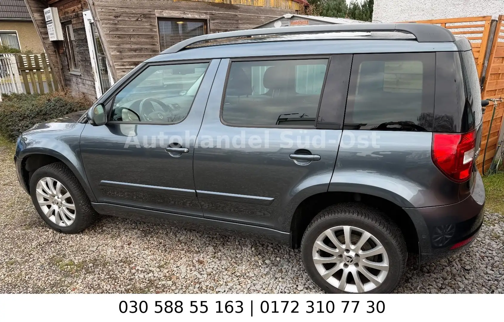 Skoda Yeti Eleg AHK  DSG Multi STHZ PDC Alu Allwetter Gris - 2
