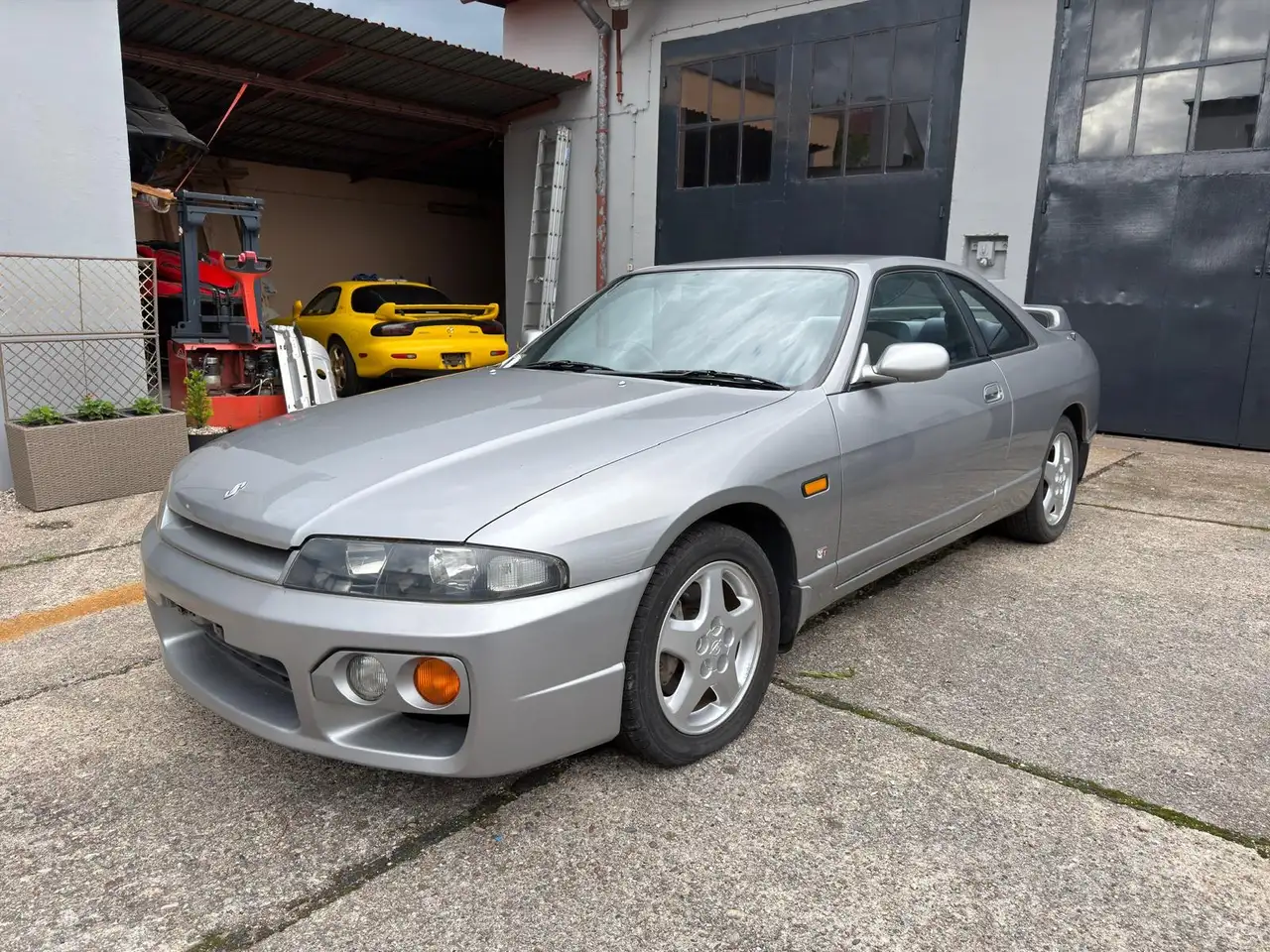 Nissan Skyline R33 GTST, foto 2