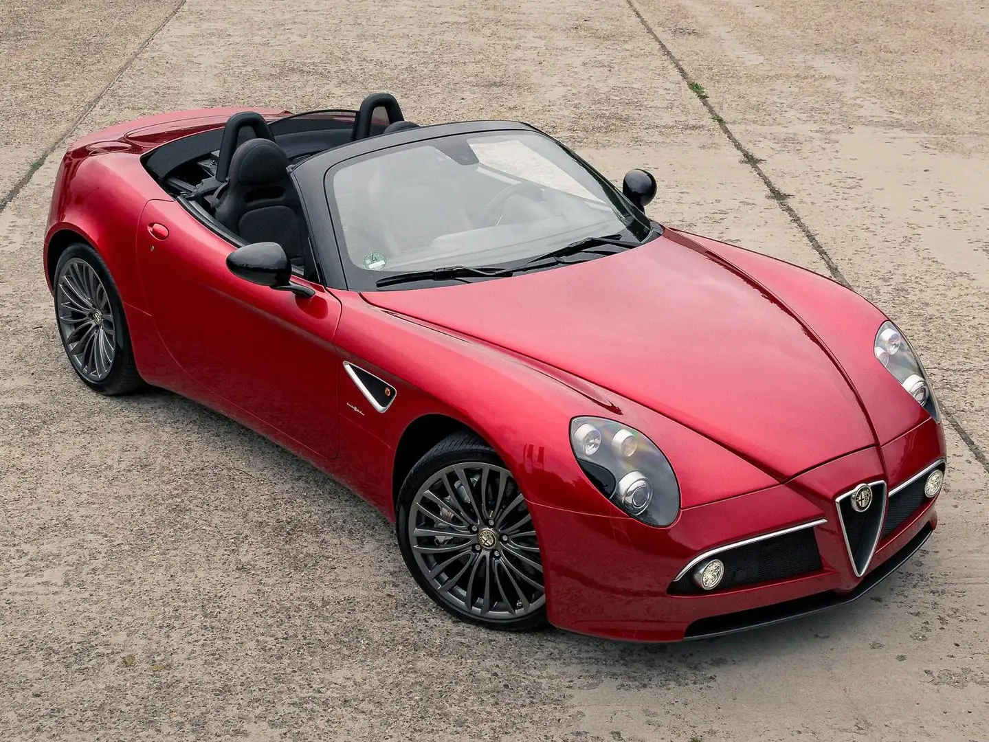 Alfa Romeo 8C 8C Spider 4.7L V8 450pk Rot - 1