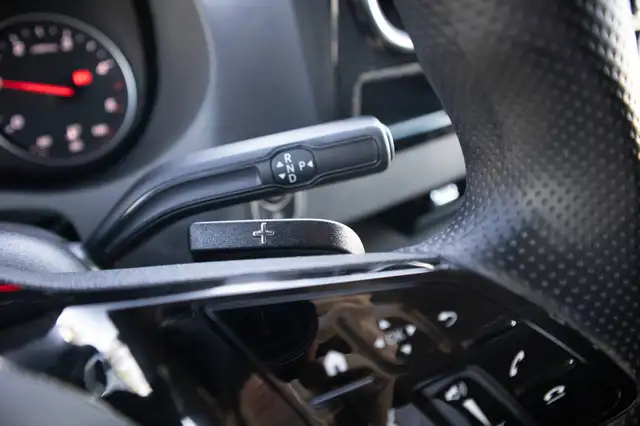 Mercedes-Benz Sprinter view 21