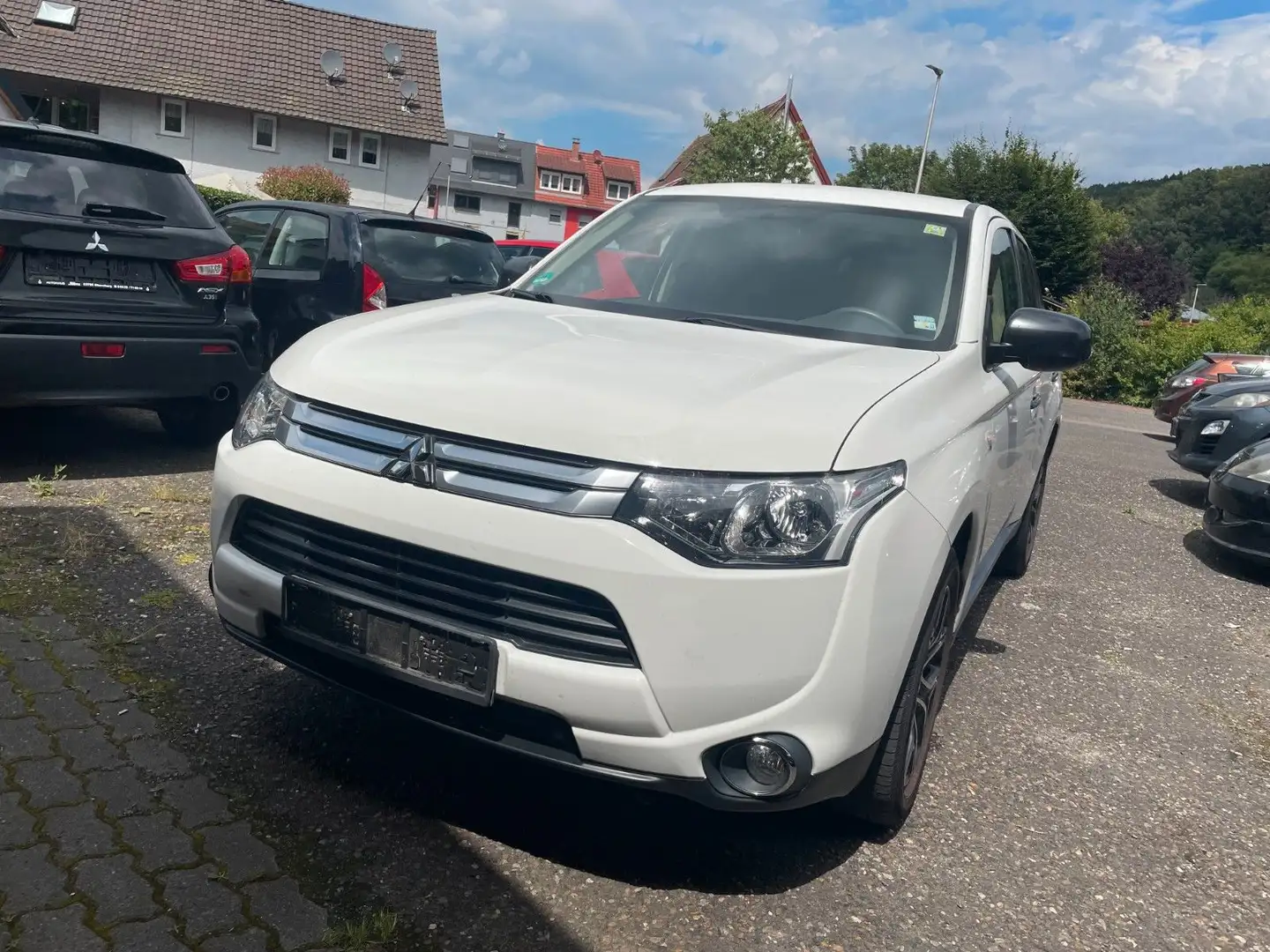 Mitsubishi Outlander ClearTec Inform 2WD LPG-Gasumbau Weiß - 1