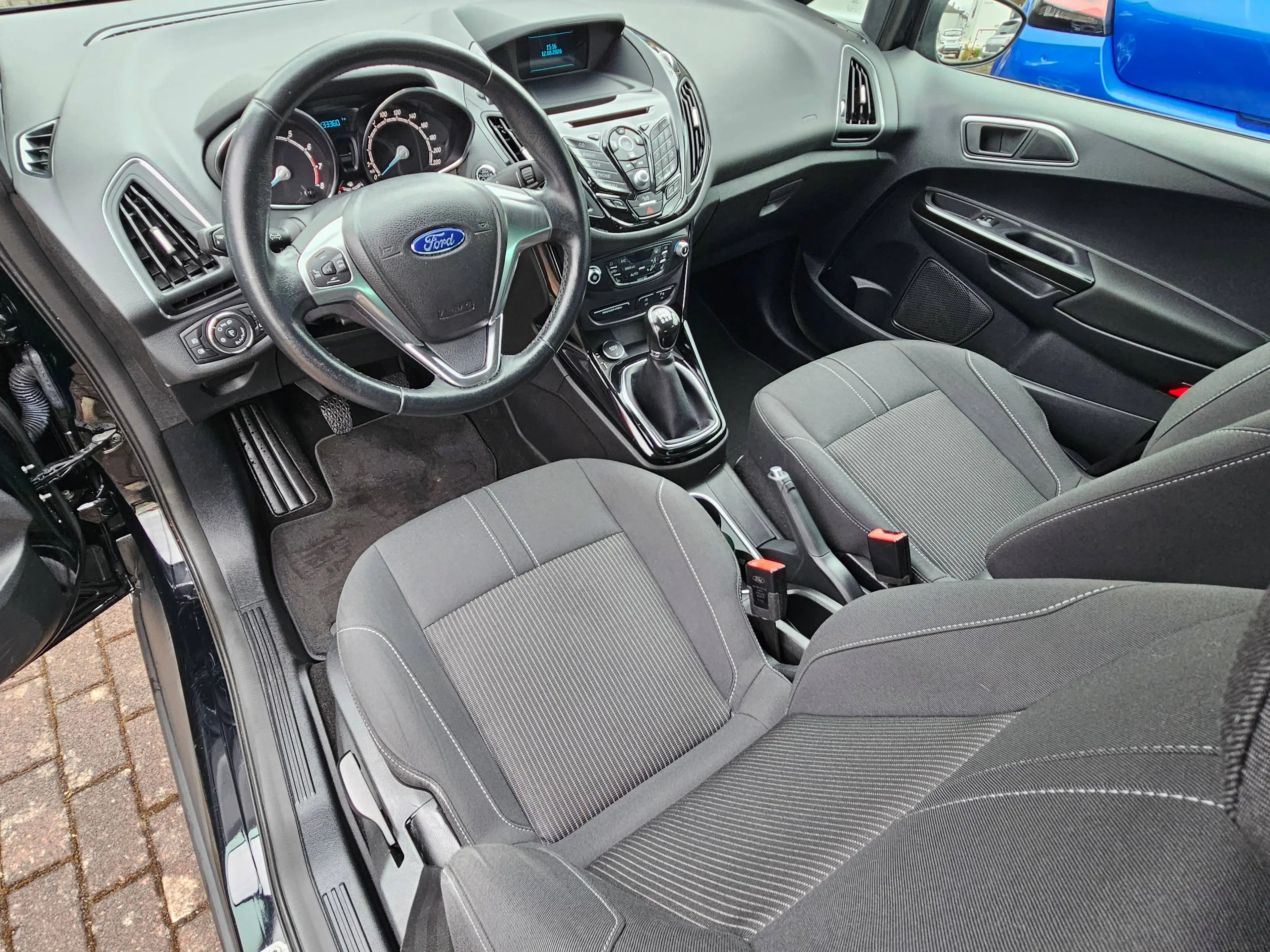 Ford B-Max Titanium — photo 10