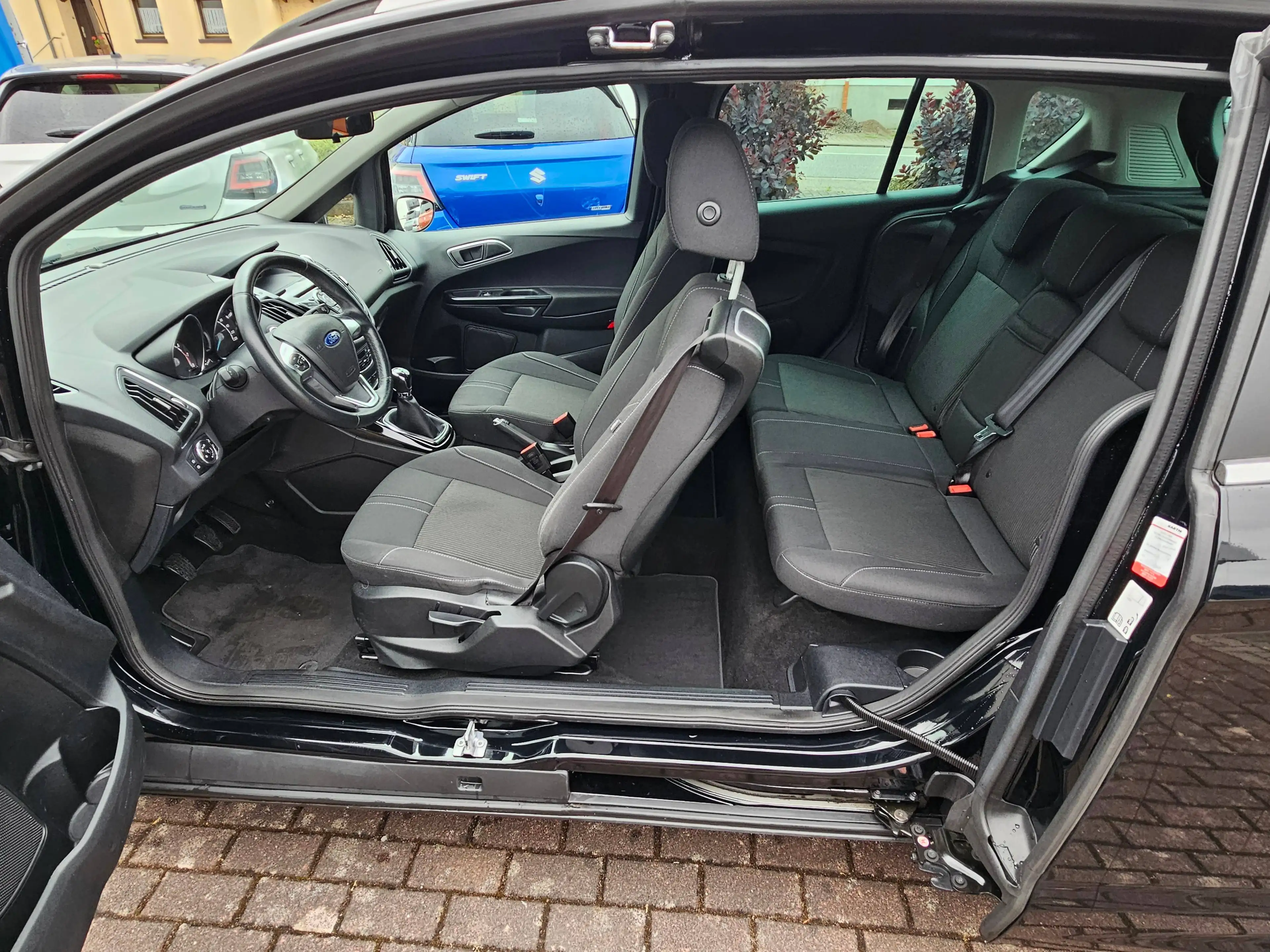 Ford B-Max Titanium — photo 9