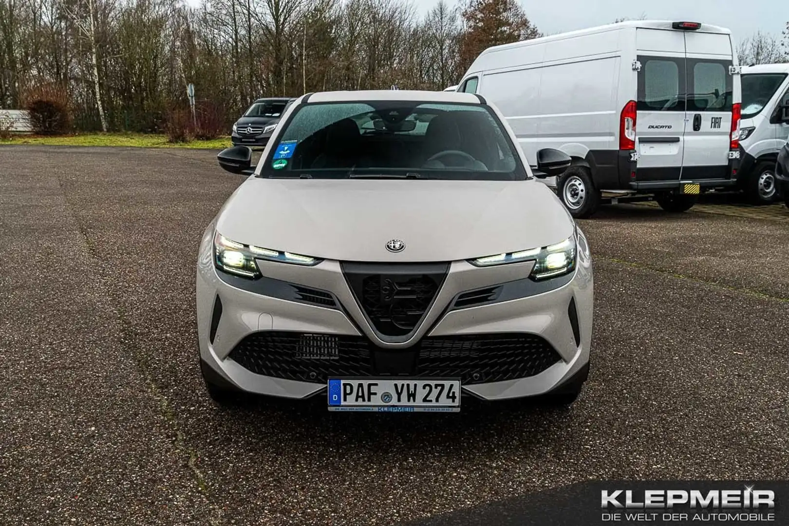 Alfa Romeo Junior Ibrida SPECIALE 1.2 VGT 100KW - 2