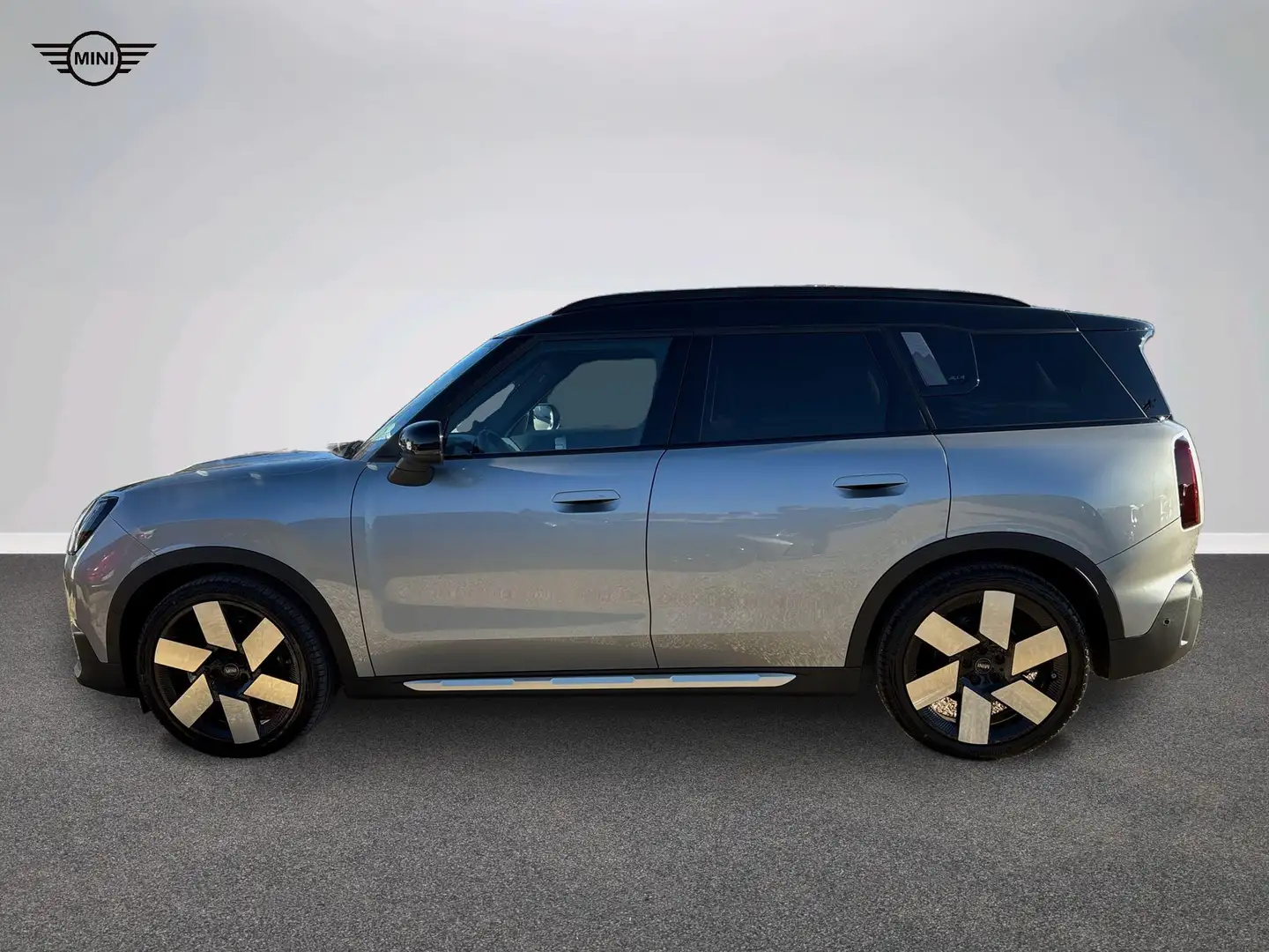 MINI Countryman SE All4 Favoured Gris - 2