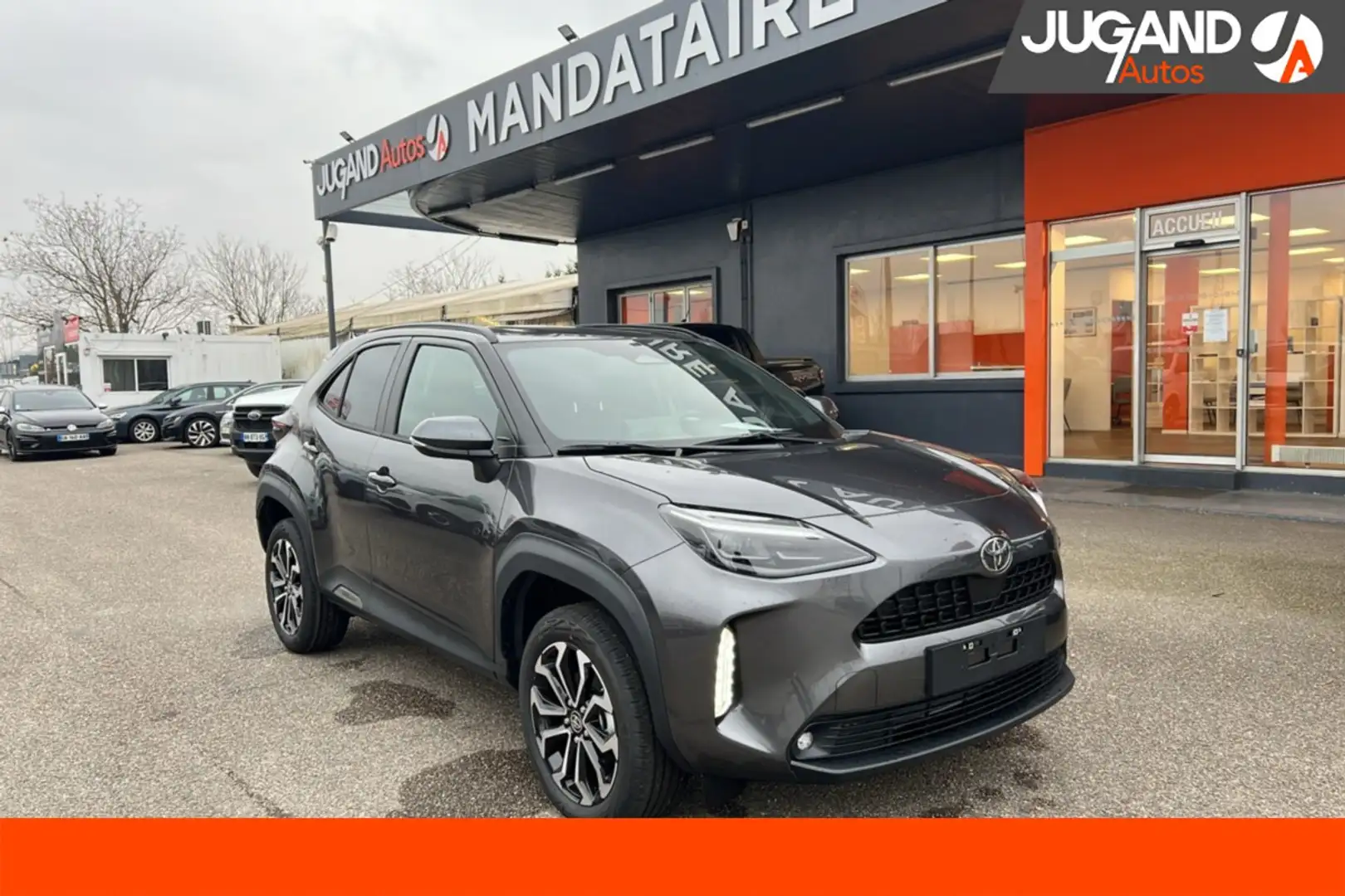 Toyota Yaris Cross HYBRIDE 130 2WD DESIGN Gris - 1