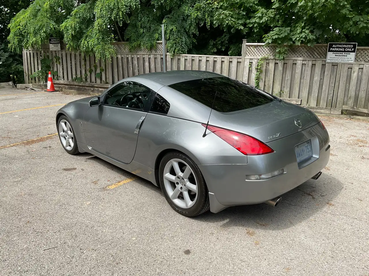 Nissan 350Z снимка Nissan 350Z