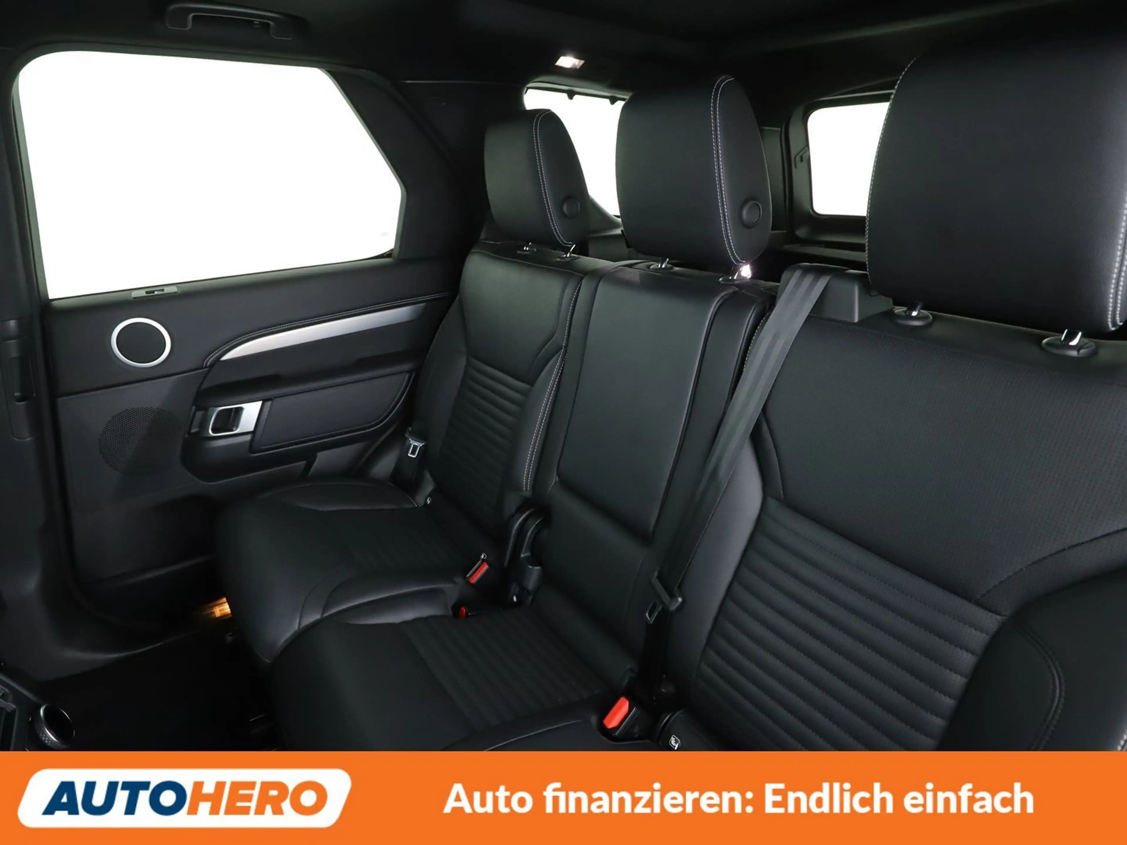 Land Rover Discovery D300 Mild-Hybrid SE R-Dynamic AWD — photo 14