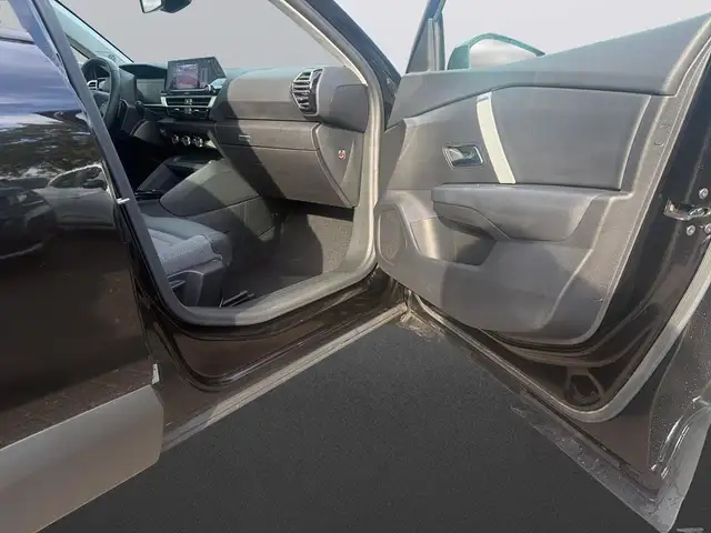 Citroen C4 view 12