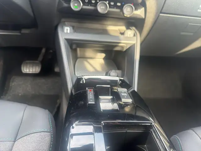 Citroen C4 view 13