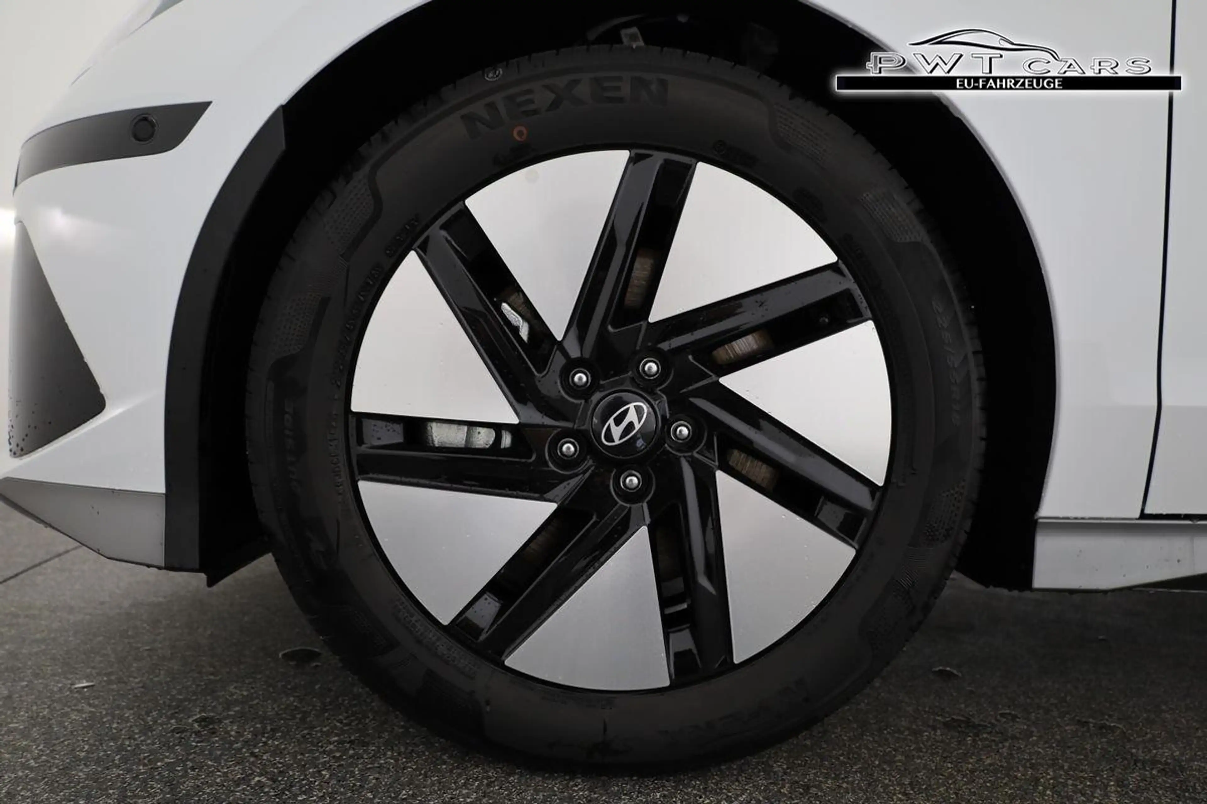 Hyundai IONIQ 6 Top Line Elektro 4WD Top-LINE 4WD, HuD, Navi, M... — photo 15