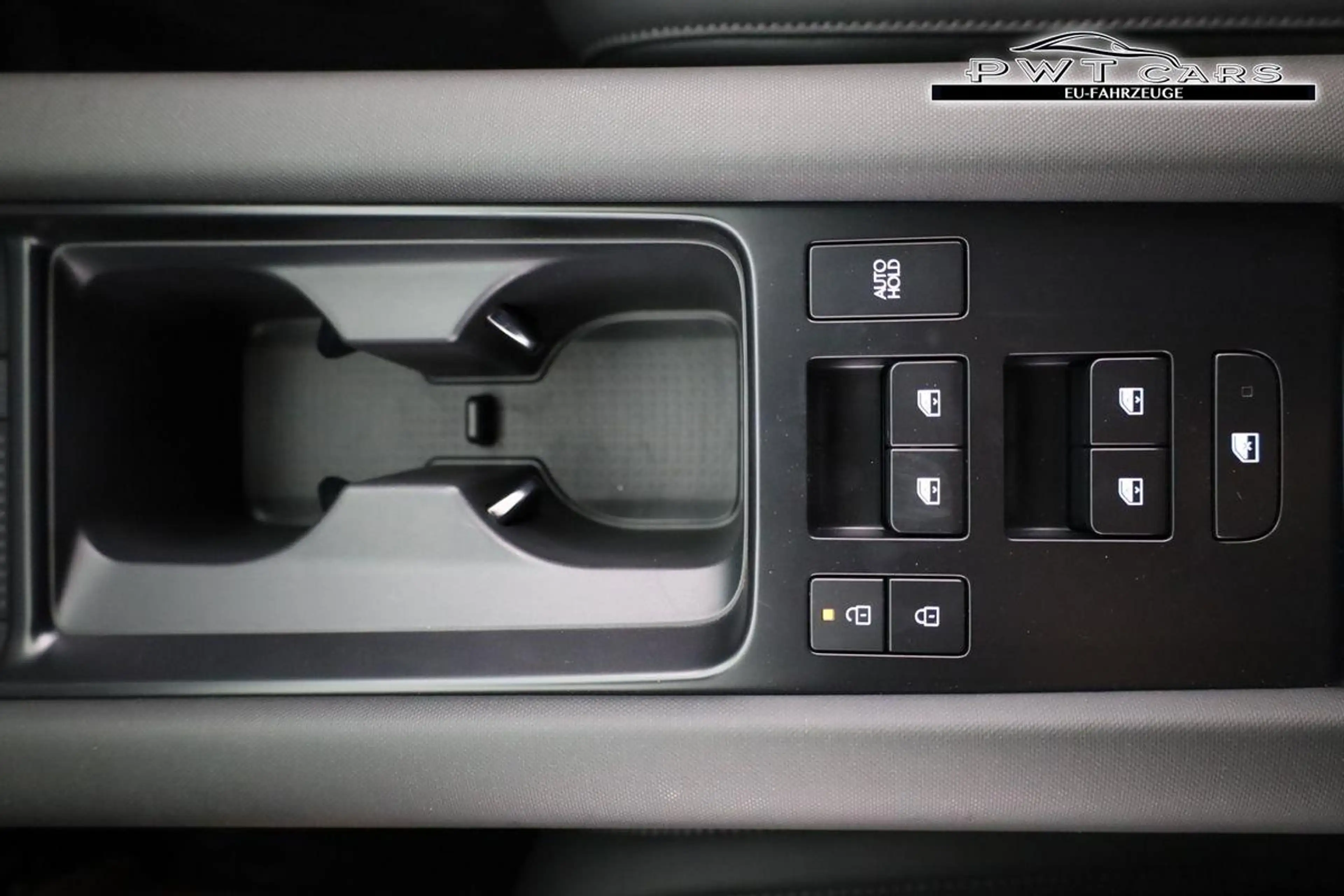 Hyundai IONIQ 6 Top Line Elektro 4WD Top-LINE 4WD, HuD, Navi, M... — photo 7