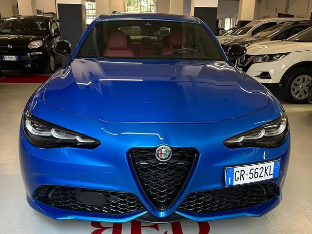 Alfa Romeo Giulia Giulia 2023 2.2 t Veloce Q4 210cv auto