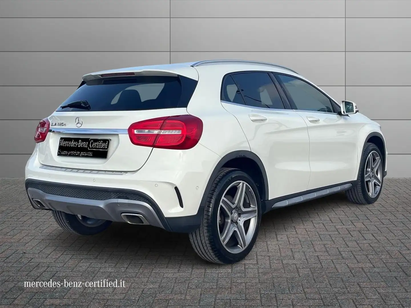 Mercedes-Benz GLA 220 220 d Premium 177cv auto Weiß - 2