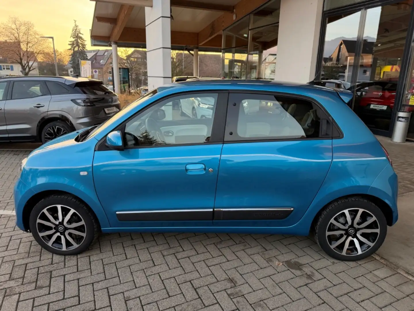 Renault Twingo Intens TCE 90 EDC WKR SHZ Spurwechselassistent Tem Blau - 2