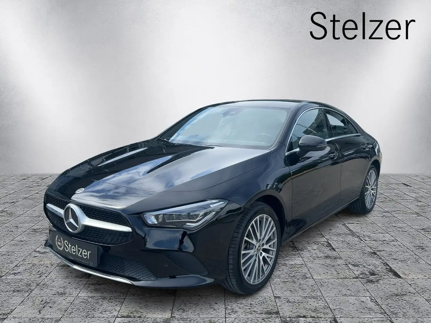 Mercedes-Benz CLA 250 e Coupé Progressive Mbeam MBUX RKam PTS Schwarz - 1