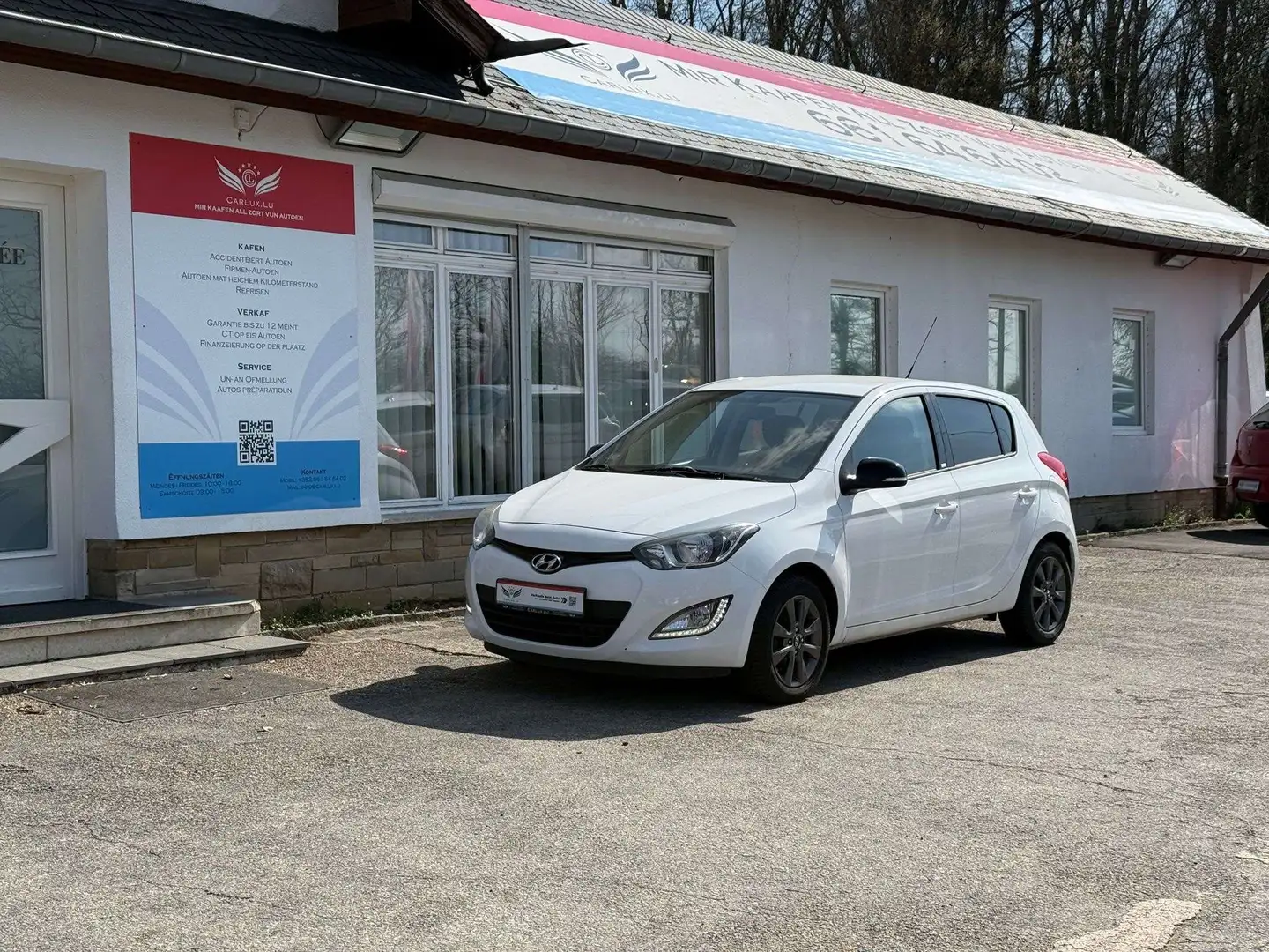 Hyundai i20 Classic MOTEUER CASSE Weiß - 1