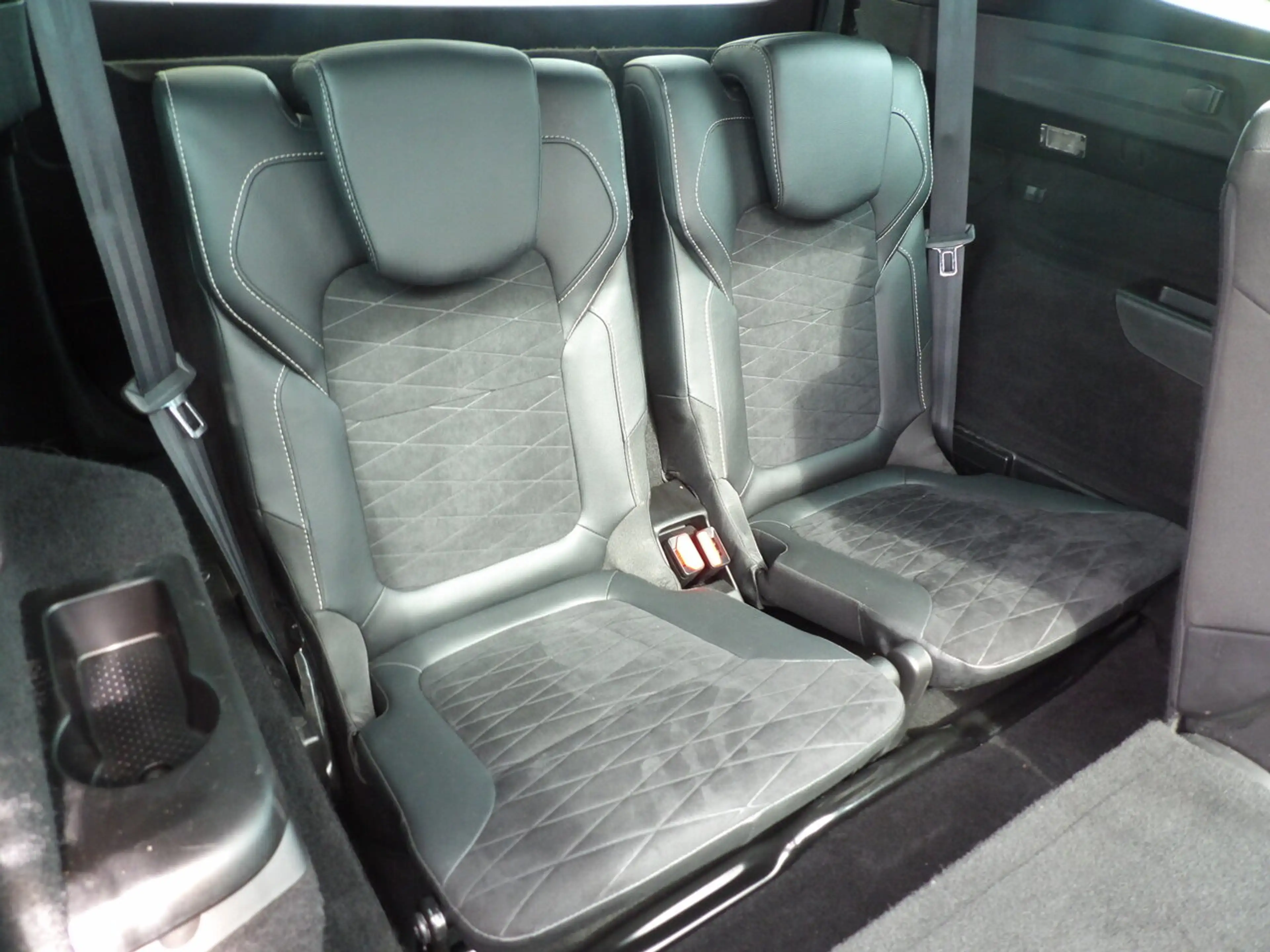 Renault Grand Scenic Black Edition TCe 140 EDC 7 plaatsen! — photo 8