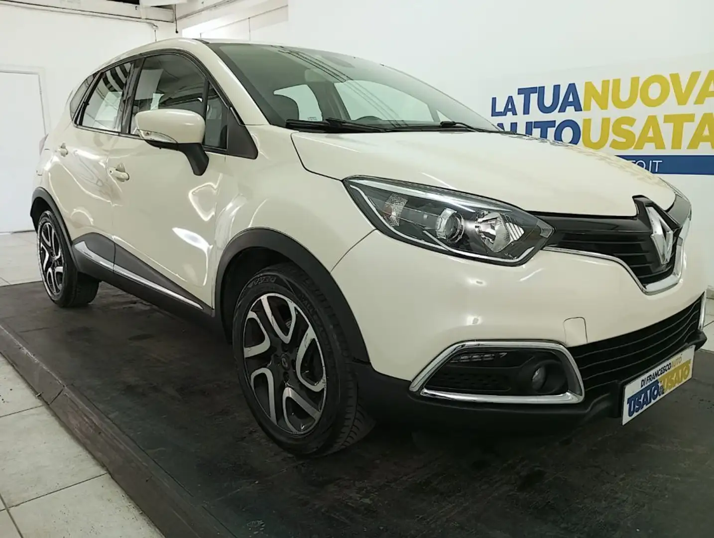 Renault Captur 1.2 tce energy R-Link 120cv edc Beige - 2