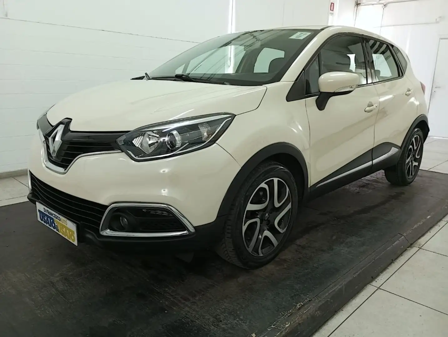 Renault Captur 1.2 tce energy R-Link 120cv edc Beige - 1