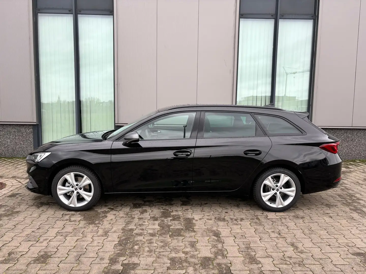 SEAT Leon Sportstourer FR Max 2.0 TDI 150PS DSG, 5 Jahre ... - 2