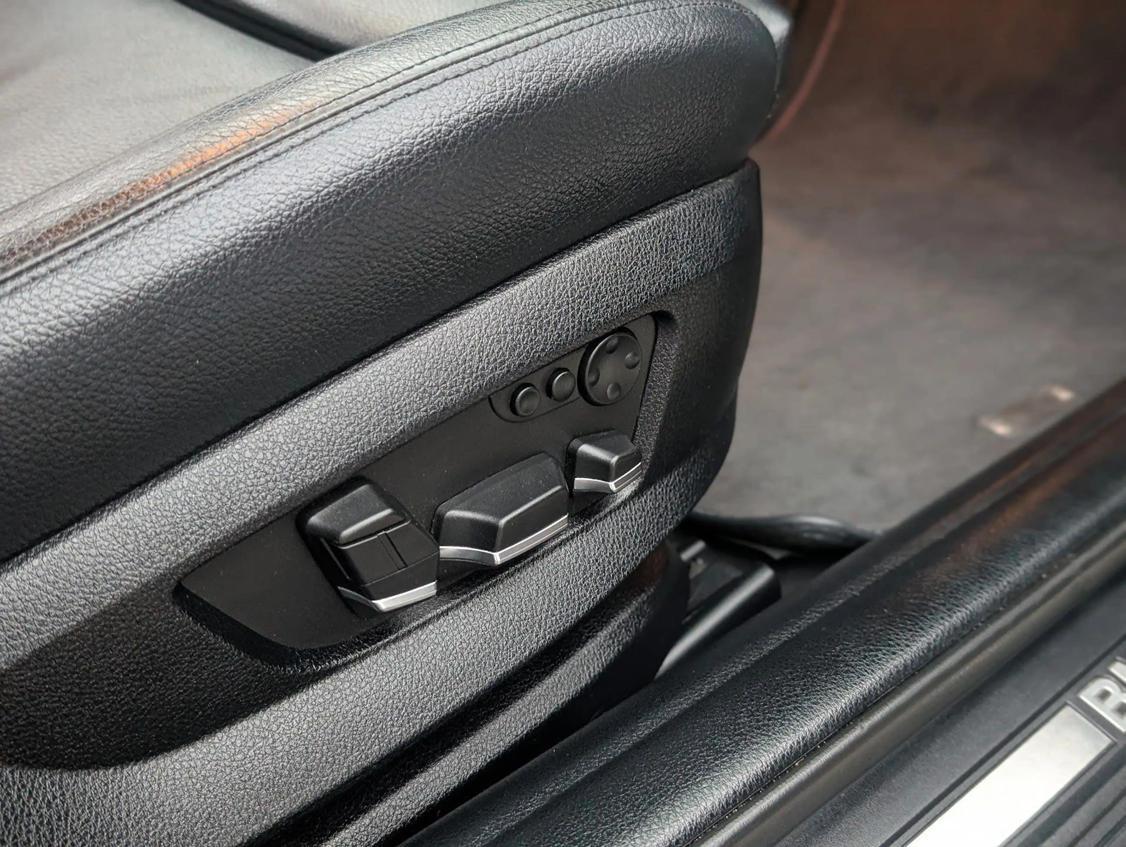 BMW 523 523i Limousine *XENON*NAVI*LEDER*SHZ*PDC* — photo 13