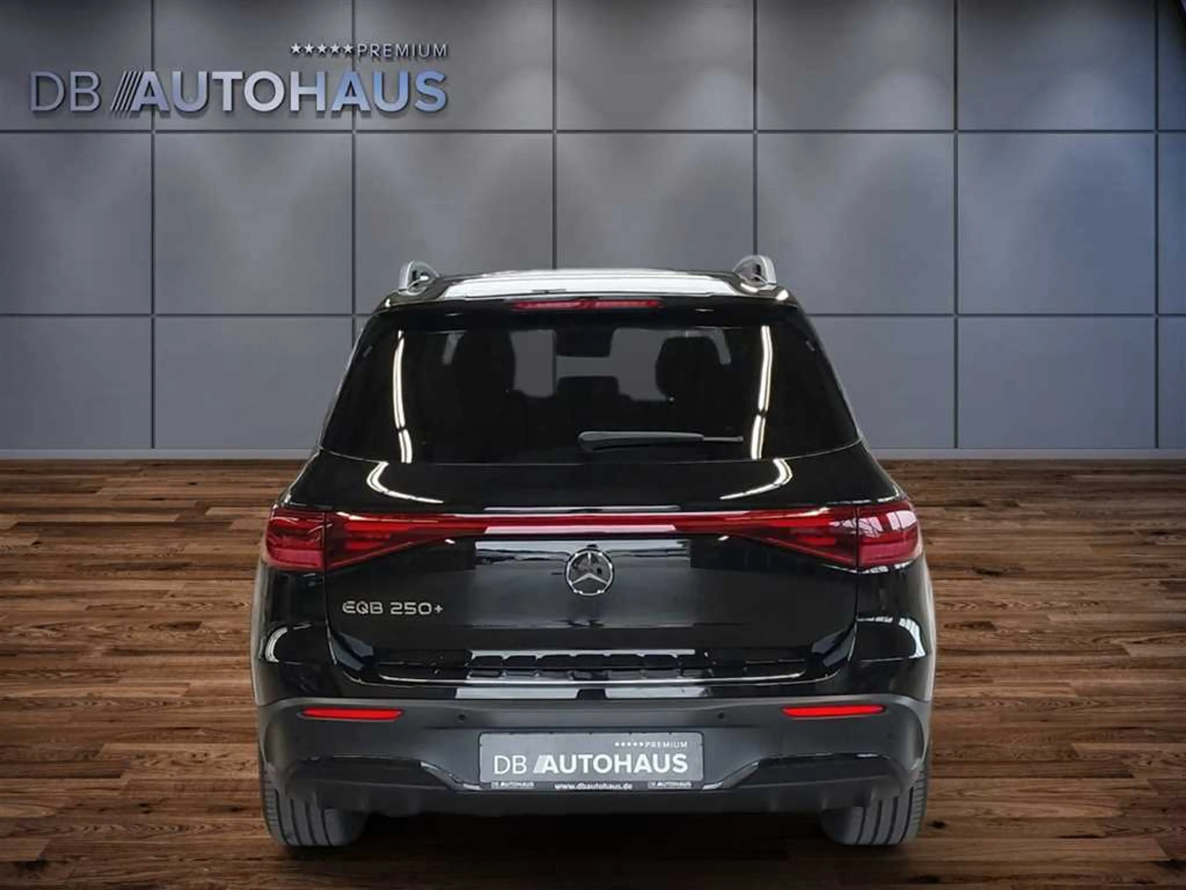 Mercedes-Benz EQB 250 + AMG Line Advanced Plus 71 kWh — photo 5