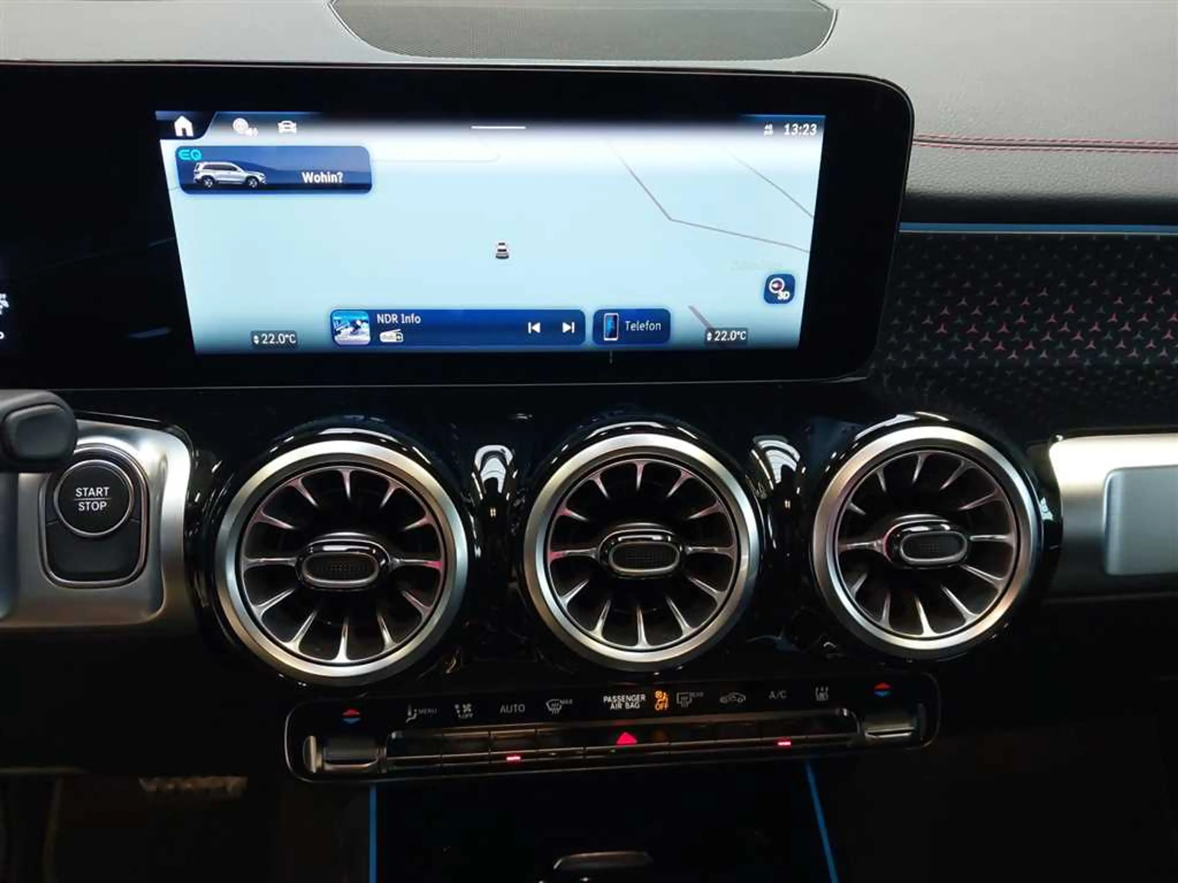 Mercedes-Benz EQB 250 + AMG Line Advanced Plus 71 kWh — photo 11