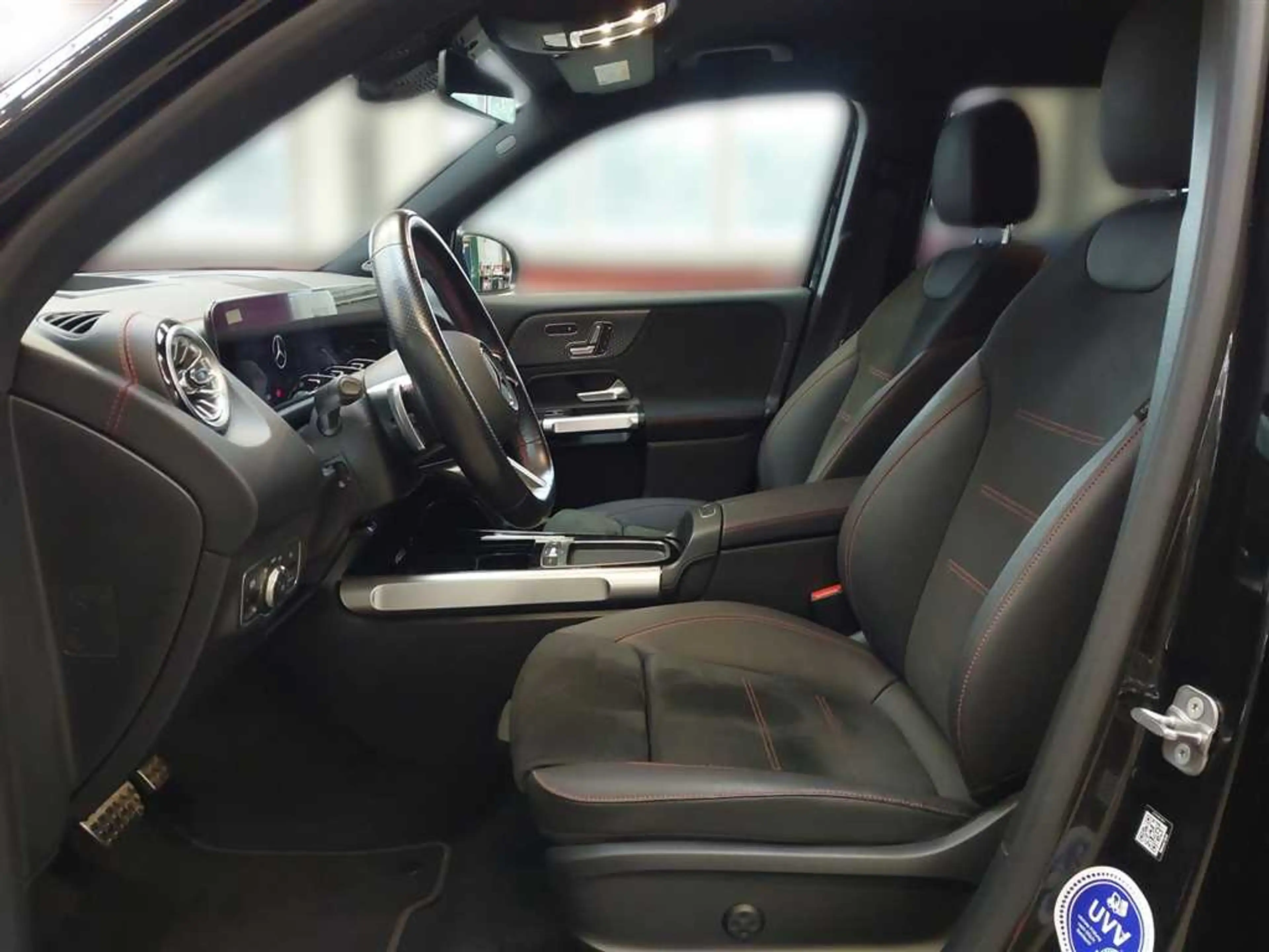Mercedes-Benz EQB 250 + AMG Line Advanced Plus 71 kWh — photo 8