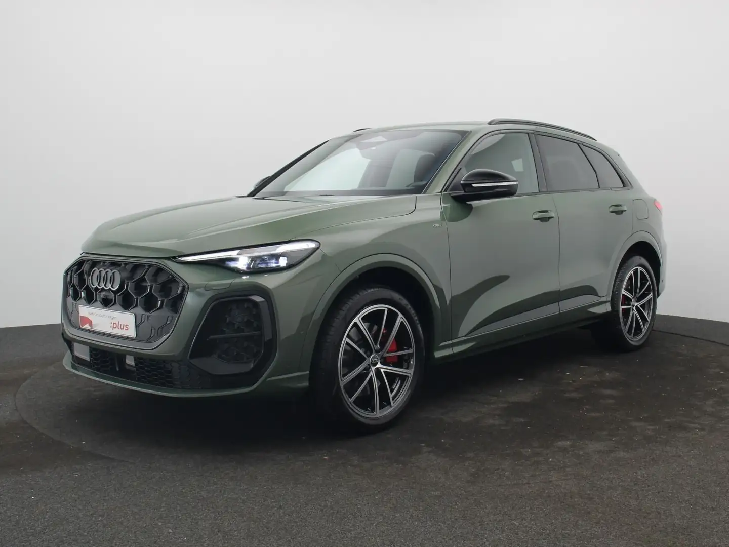 Audi Q5 e-hybrid S-Line quattro / Pano, TechPro, OLED Grün - 2