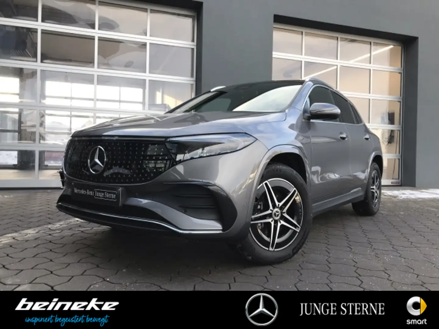 Mercedes-Benz EQA 300 EQA 300 4M AMG LED Pano Winter Kamera  Totwinkel Grau - 2