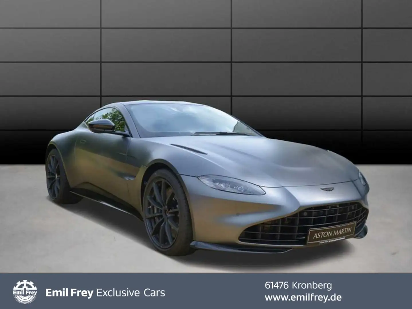 Aston Martin V8 Grau - 1