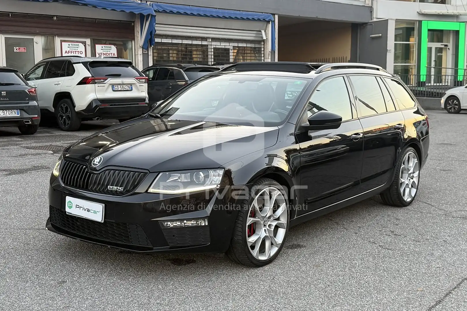 Skoda Octavia Octavia 2.0 TDI DSG Wagon RS Noir - 1