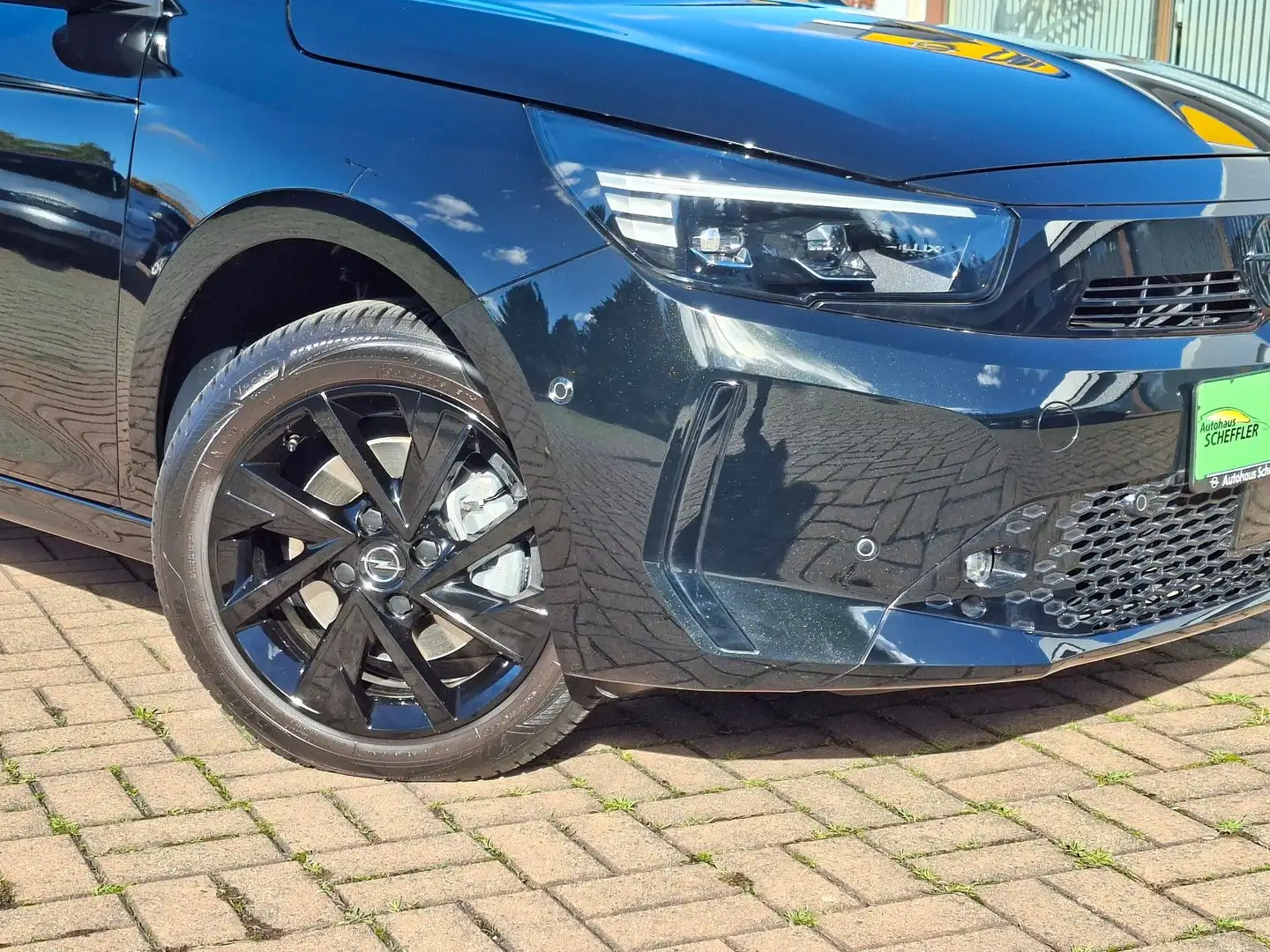 Opel Corsa F GS +MATRIX-LED+NAVI+SHZ+LHZ+CAM+ Schwarz - 2