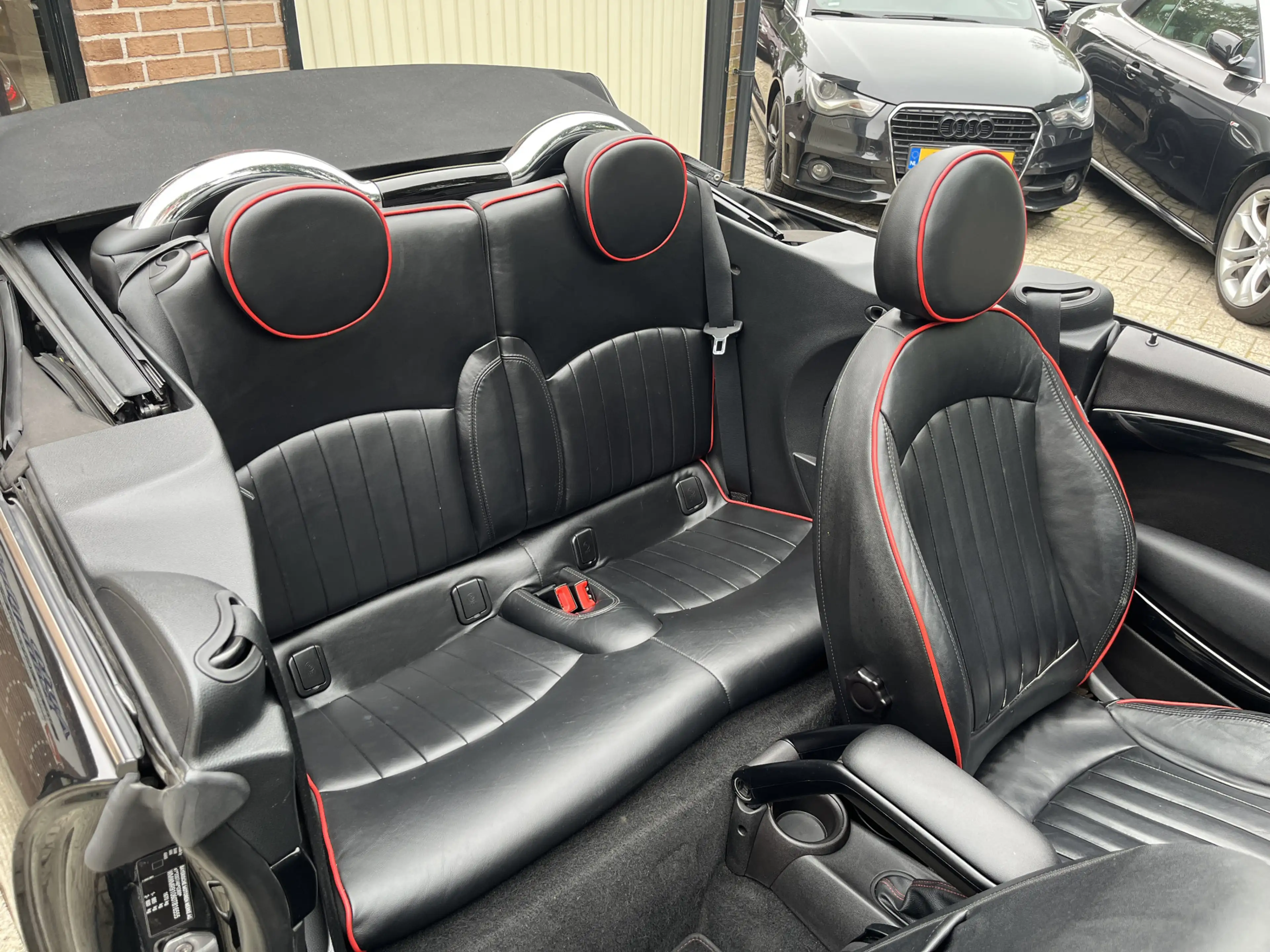 MINI John Cooper Works Cabrio 1.6 Chili Leer Xenon — photo 10