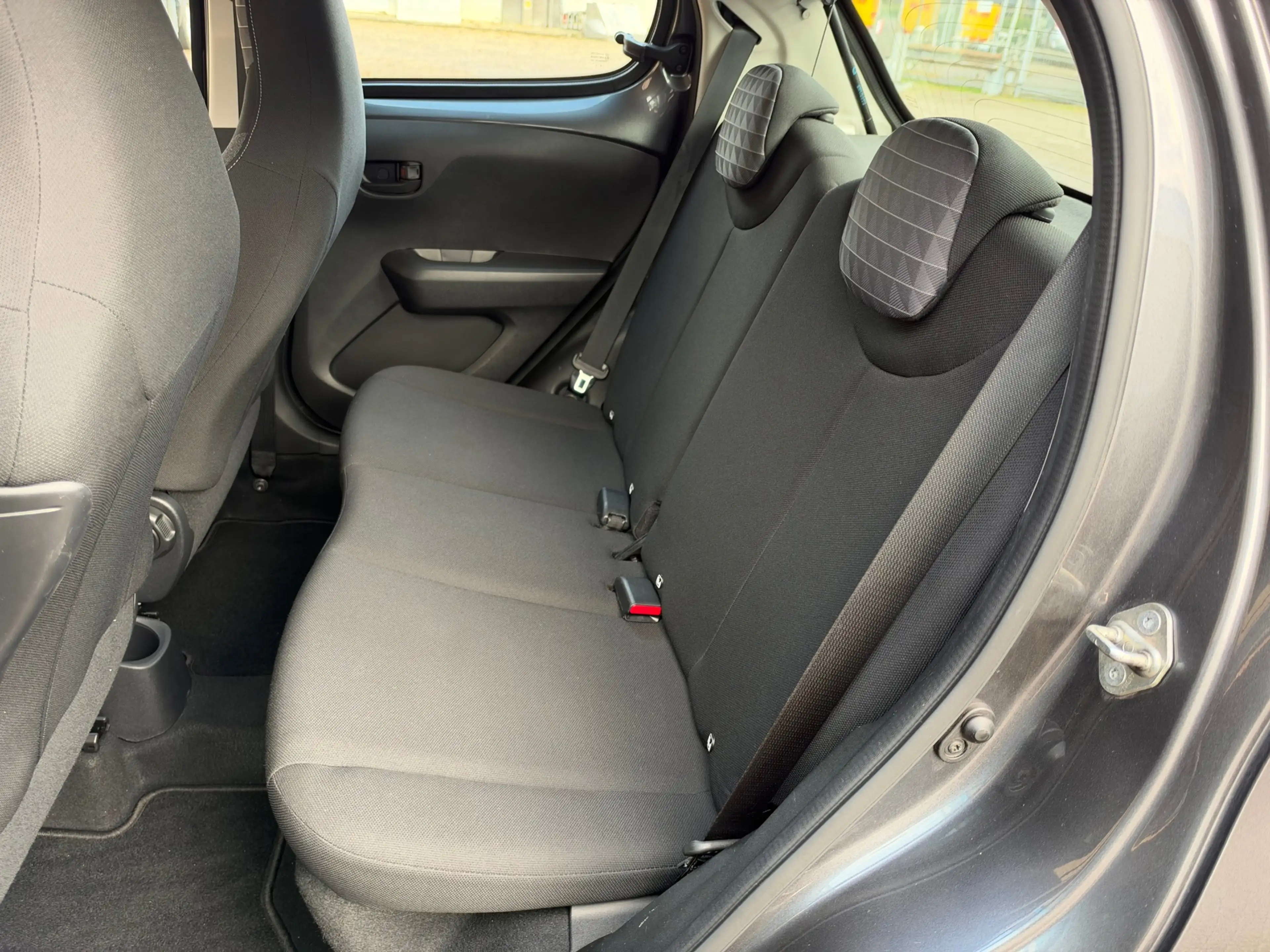 Peugeot 108 1.0 e-VTi Active — photo 13