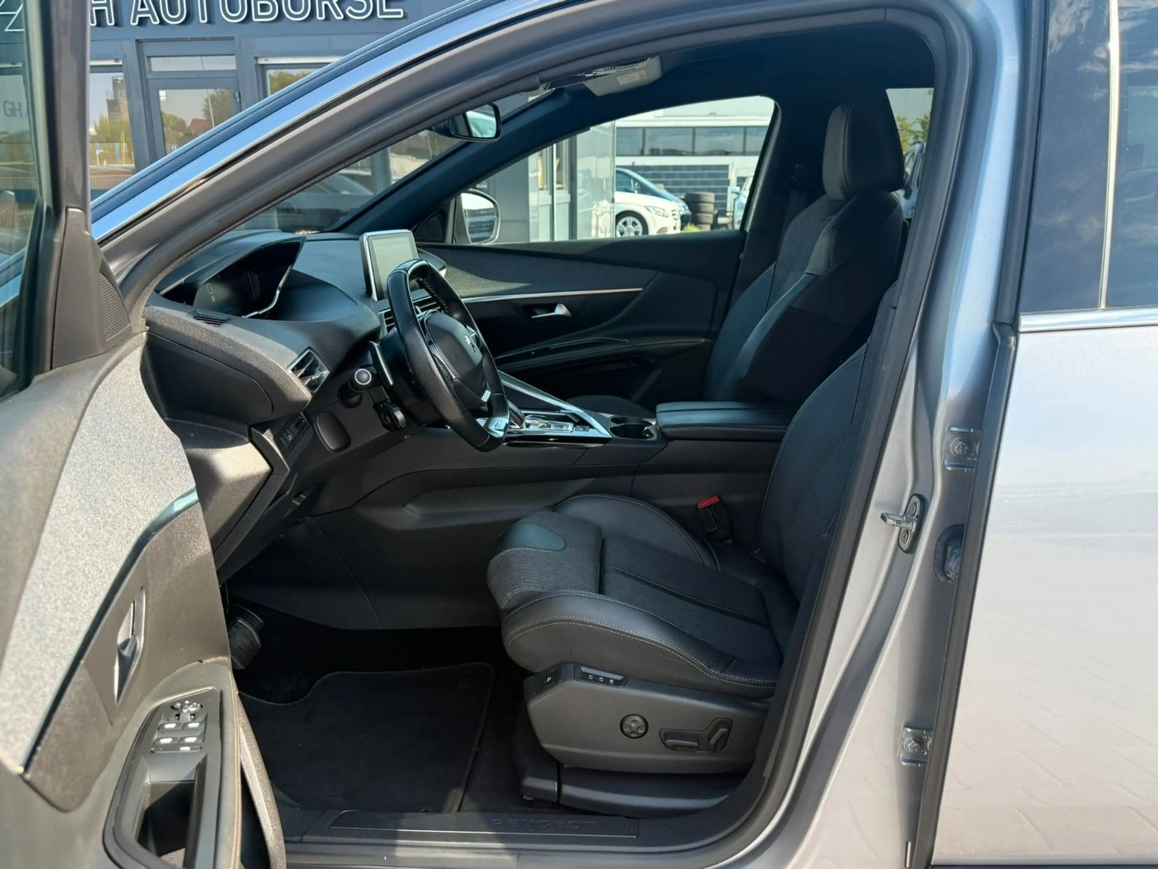 Peugeot 5008 Allure GT-Line*7-Sitzer*SPUR*TOT-WINKEL*KAM — photo 9