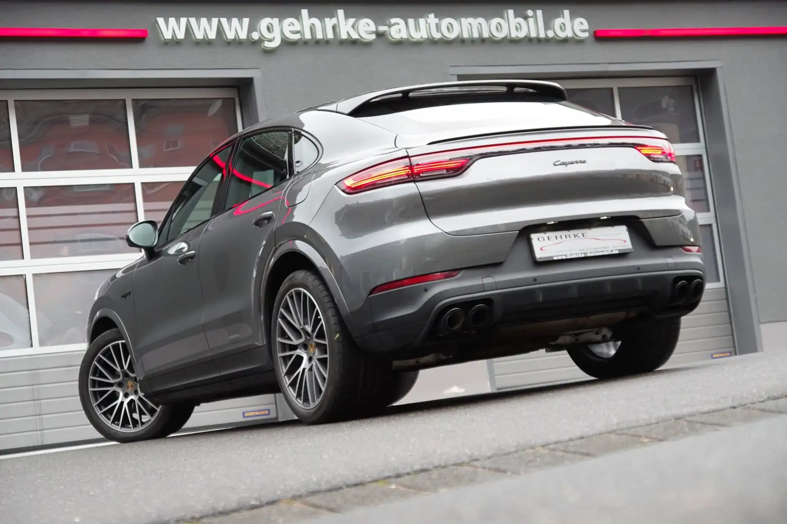 Porsche Cayenne Cayenne Coupe E-Hybrid*Luft,InnoDrive,18-W,360° Grau - 2