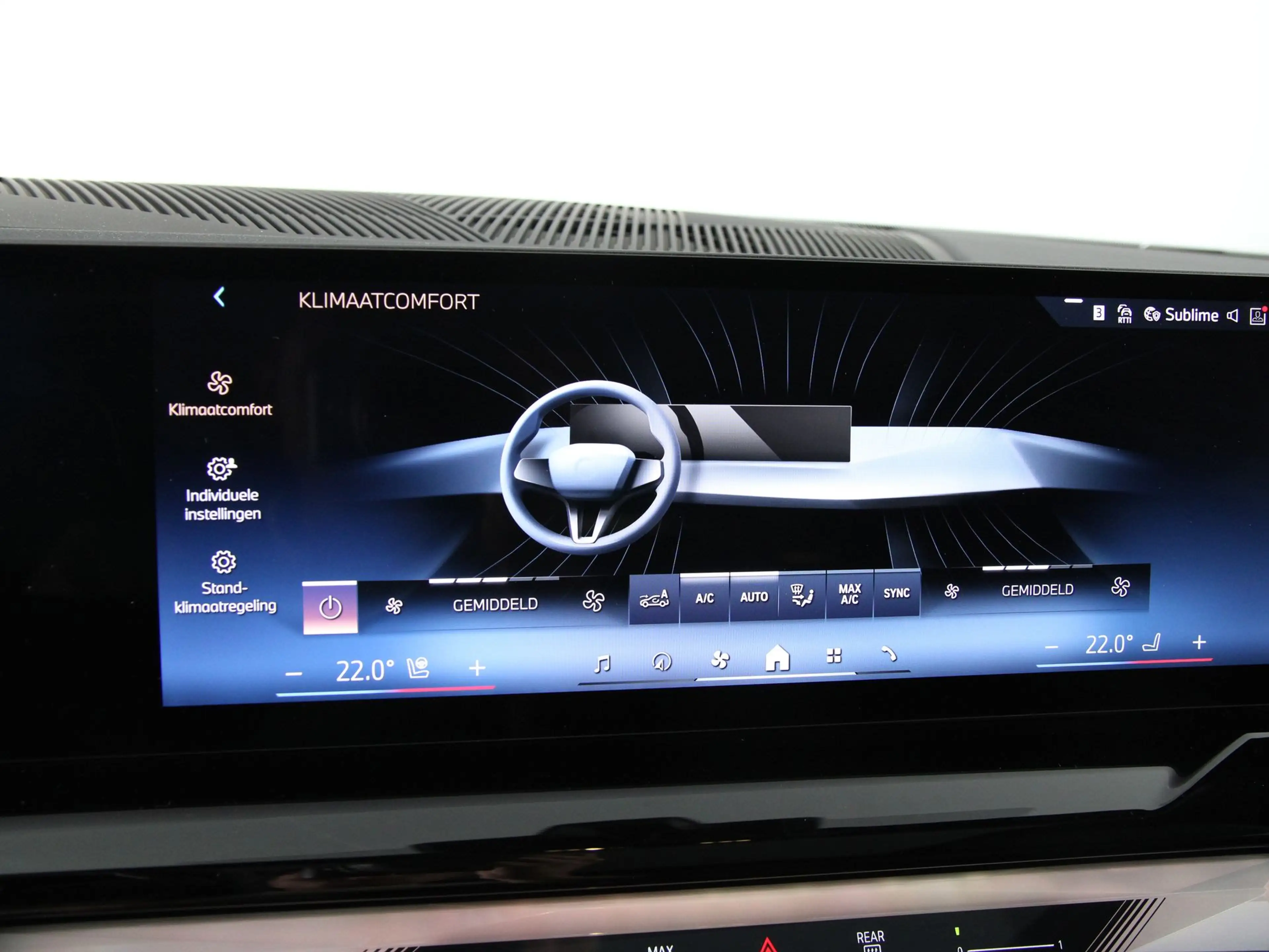 BMW i5 Touring eDrive40 84 kWh M-sport Pro — photo 14