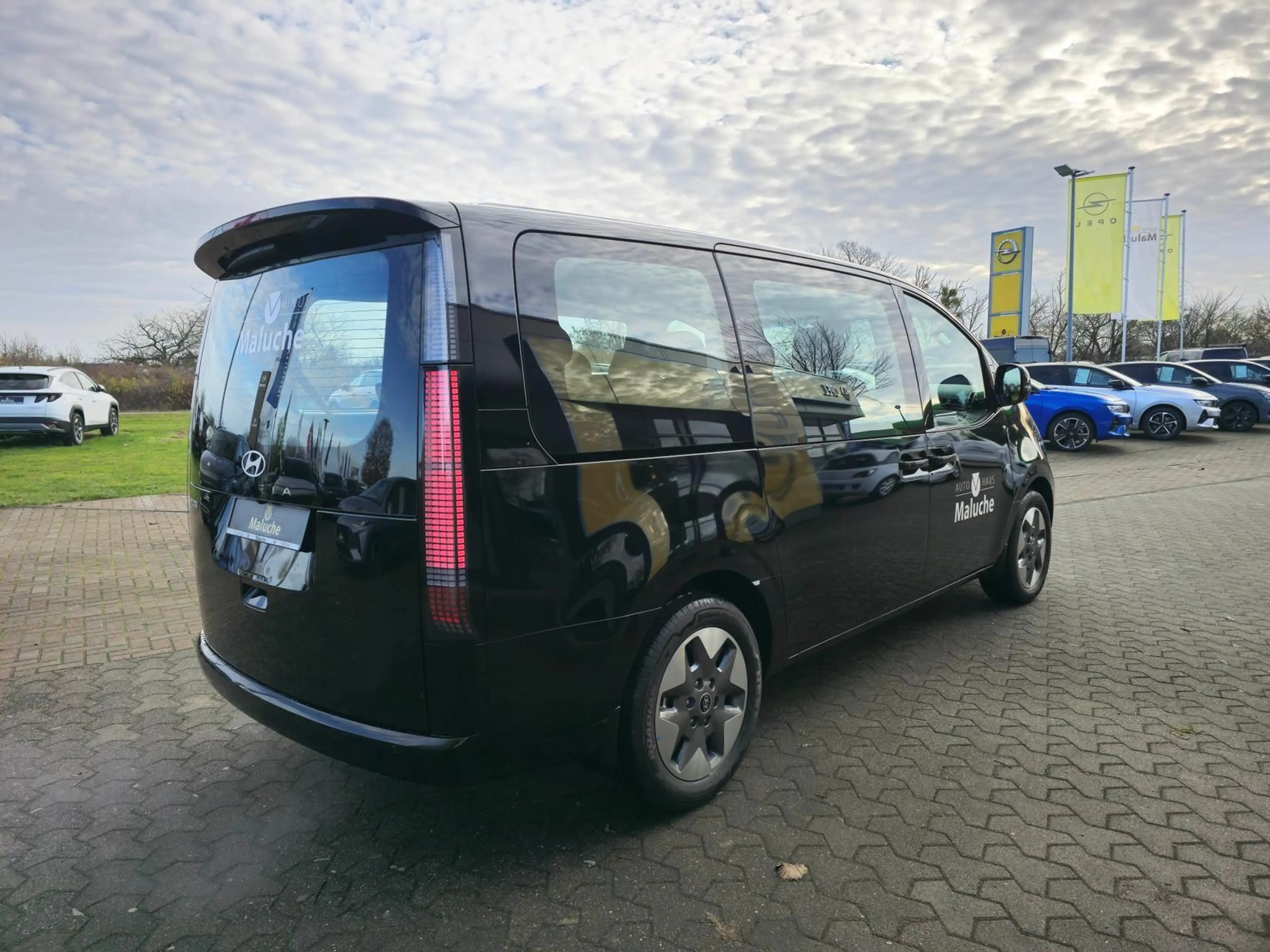Hyundai STARIA 9-Sitzer 225PS+360°Kamera+elektr.Heckkl.+ — photo 6