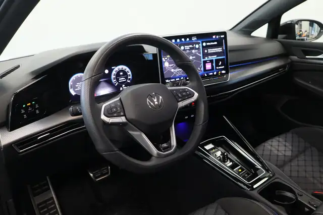 Volkswagen Golf view 5