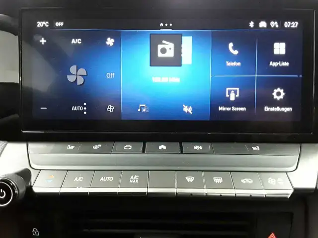 Opel Astra view 12