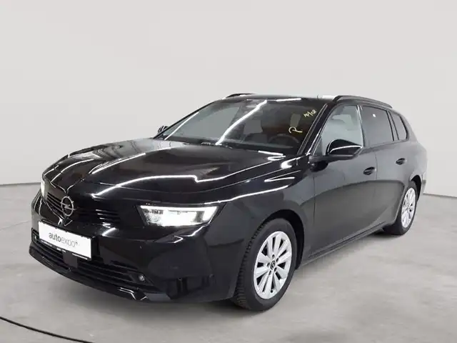 Opel Astra view 2