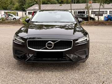 V60 T8 Twin Engine PHEV Momentum Pro Geartronic Momentum Pro