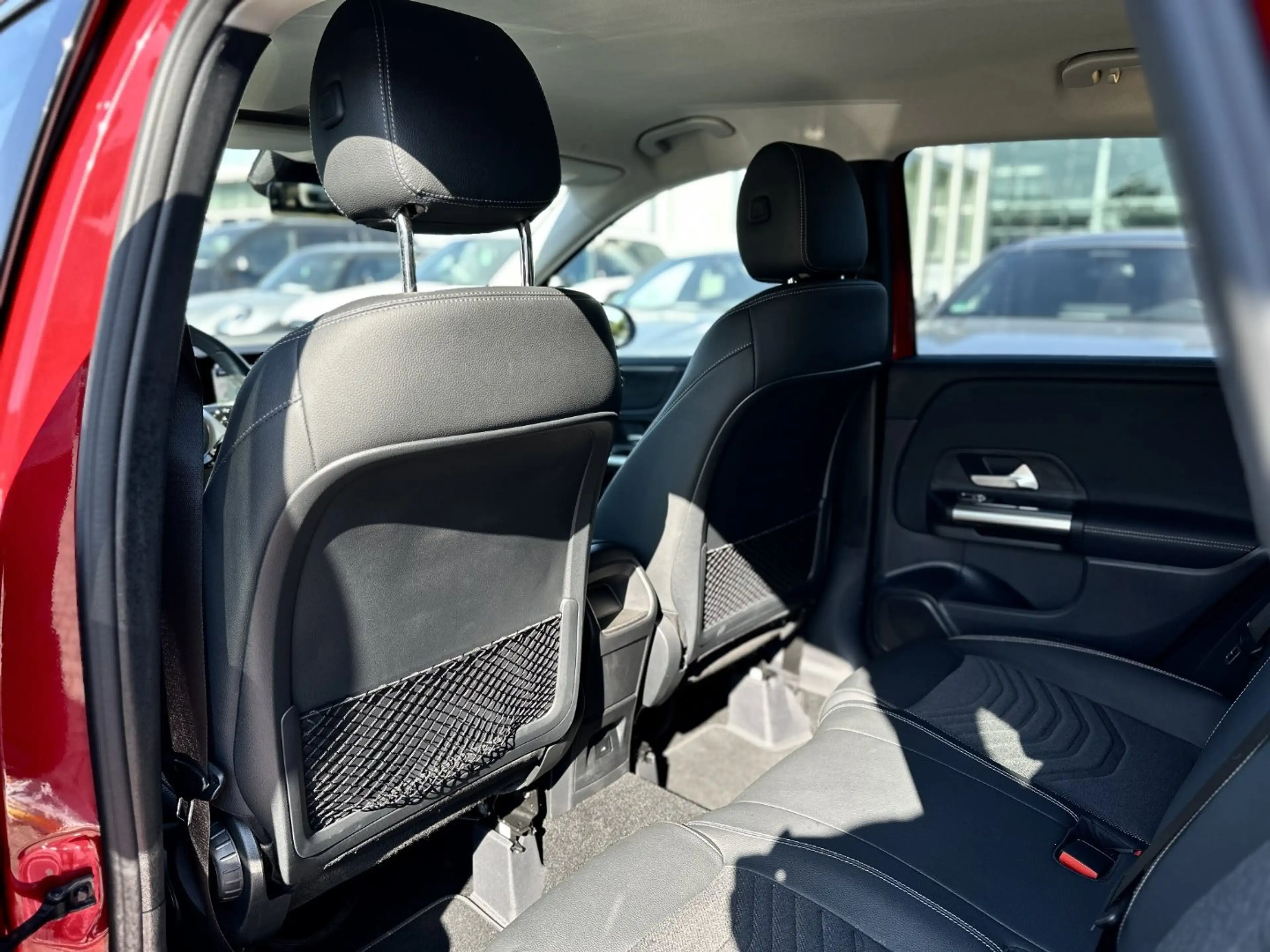 Mercedes-Benz B 250 e 8G-DCT DAB LED RFK AHK — photo 14