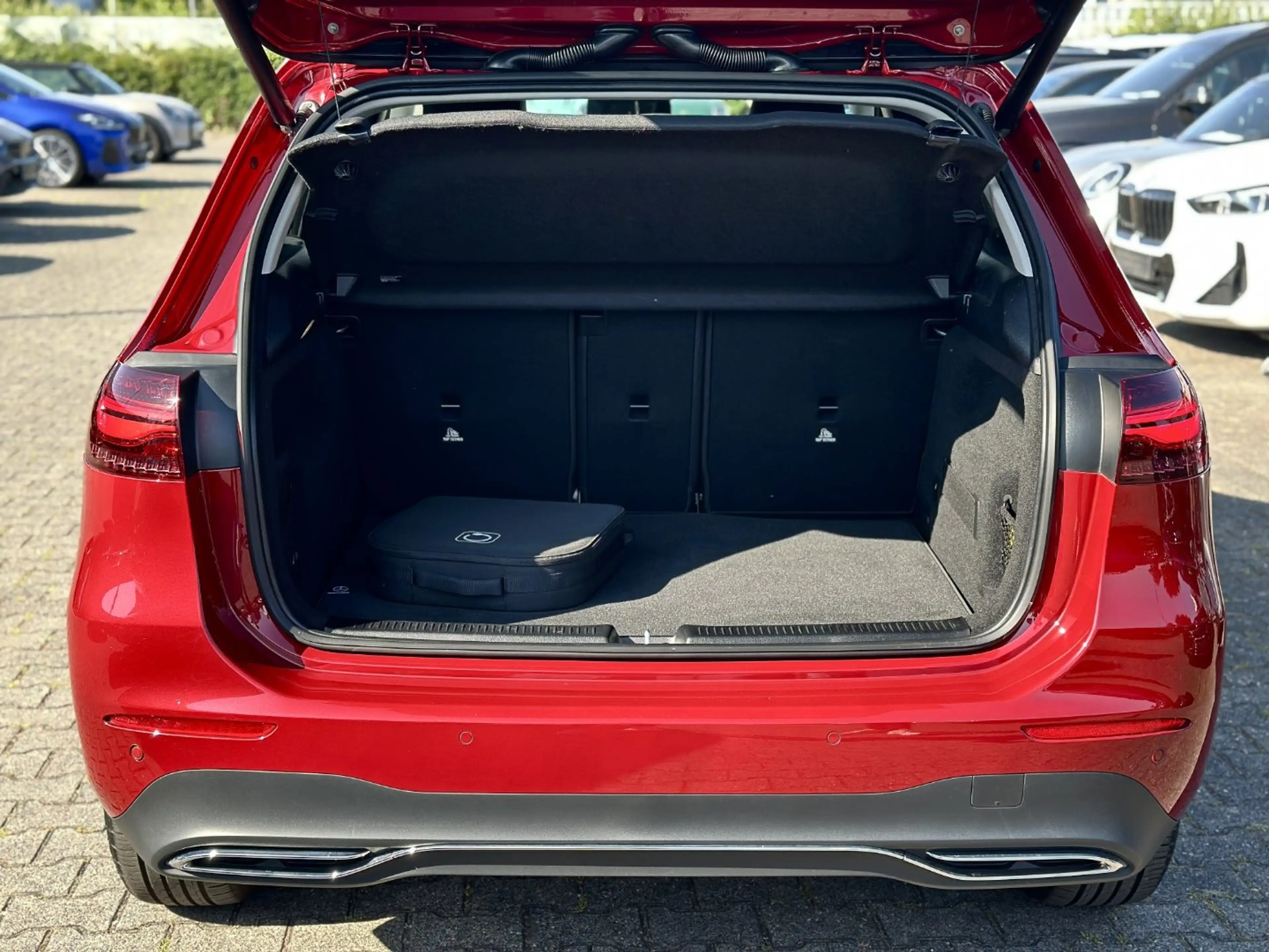 Mercedes-Benz B 250 e 8G-DCT DAB LED RFK AHK — photo 7