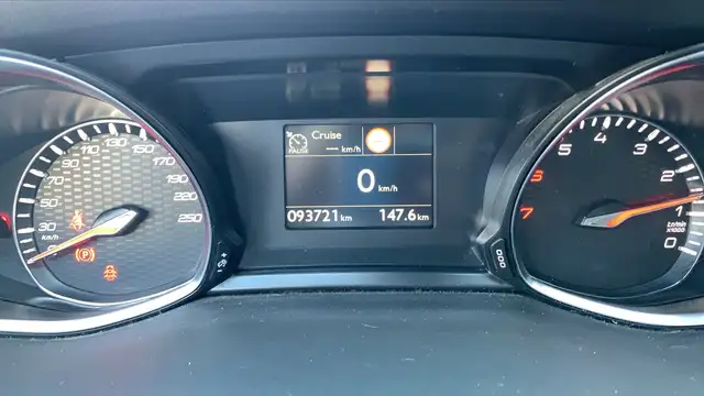 Peugeot 308 view 12