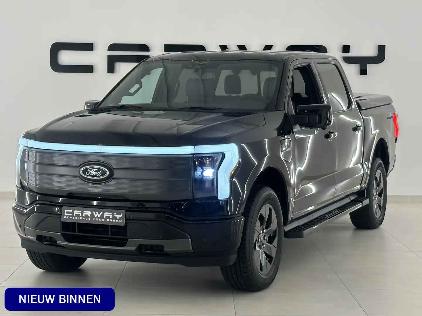 Ford F 150 USA Lightning Lariat Standard Range Fekete - 1